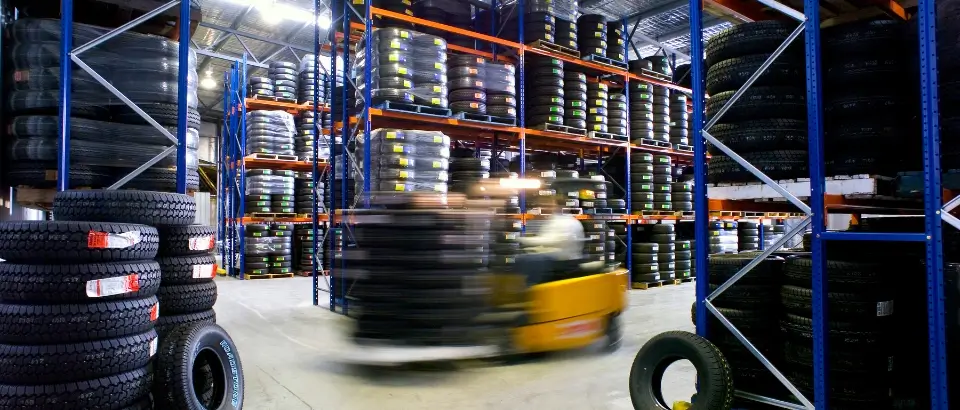 budget vs premium car tyres