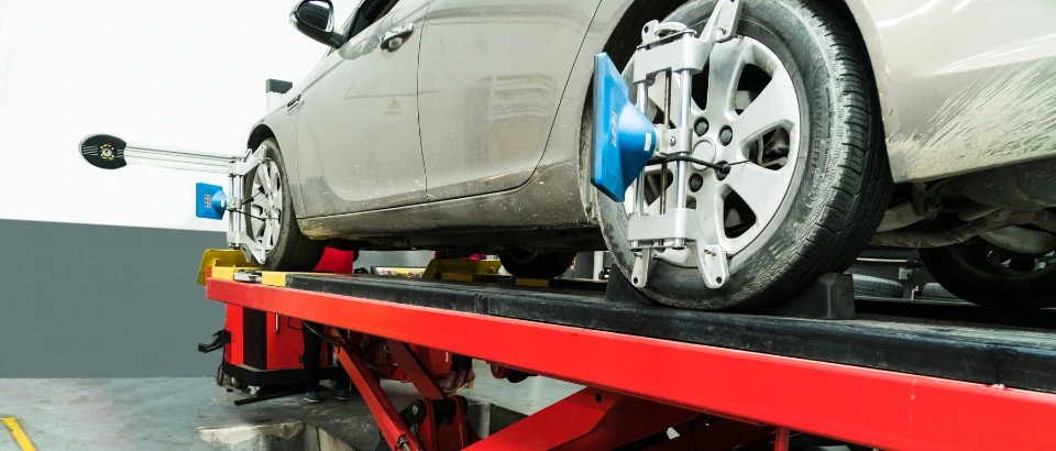 Wheel alignment Damage Tyres